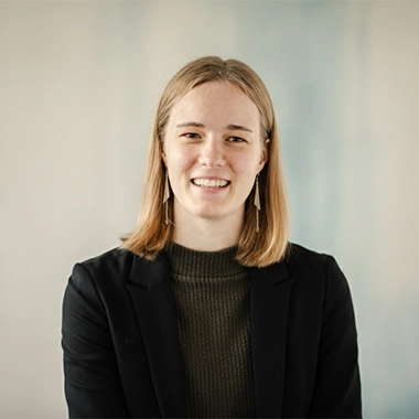 Linda Dück – HR Specialist | Wirtschaftspsychologin (M.Sc. Interkulturelle Psychologie) | LEGO® Serious Play® Facilitatorin